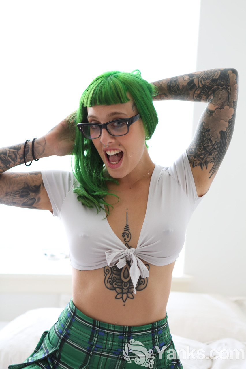 Tattooed amateur Lola A strips to white OTK socks with her hair dyed green